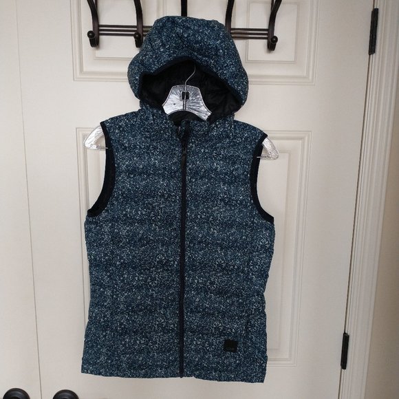 Women's Lole size XS ultra-light weight, packable vest with sac - like new - Picture 1 of 16